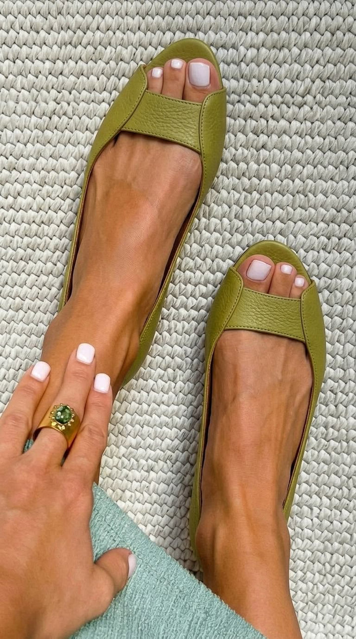 Adelina | Elegant Gold Sandals for Ultimate Comfort