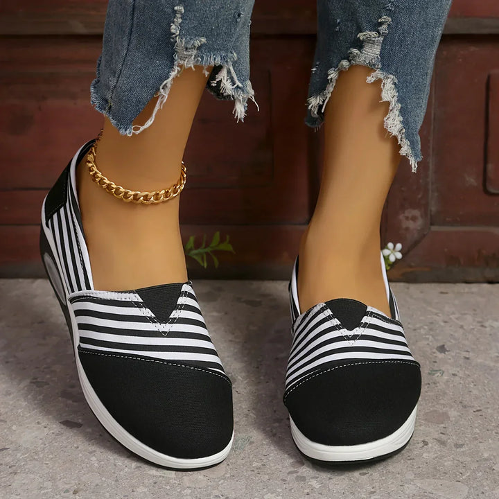 Dalia - Cozy Orthopedic Footwear