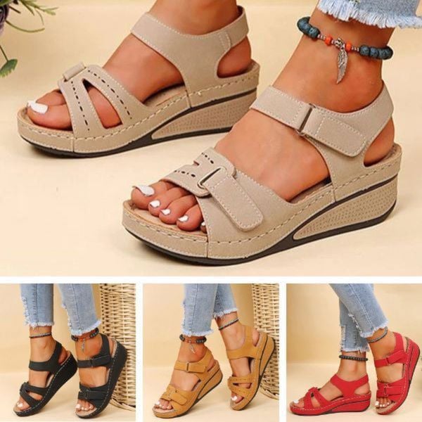 Helene Women's Relaxed Fit Sandals