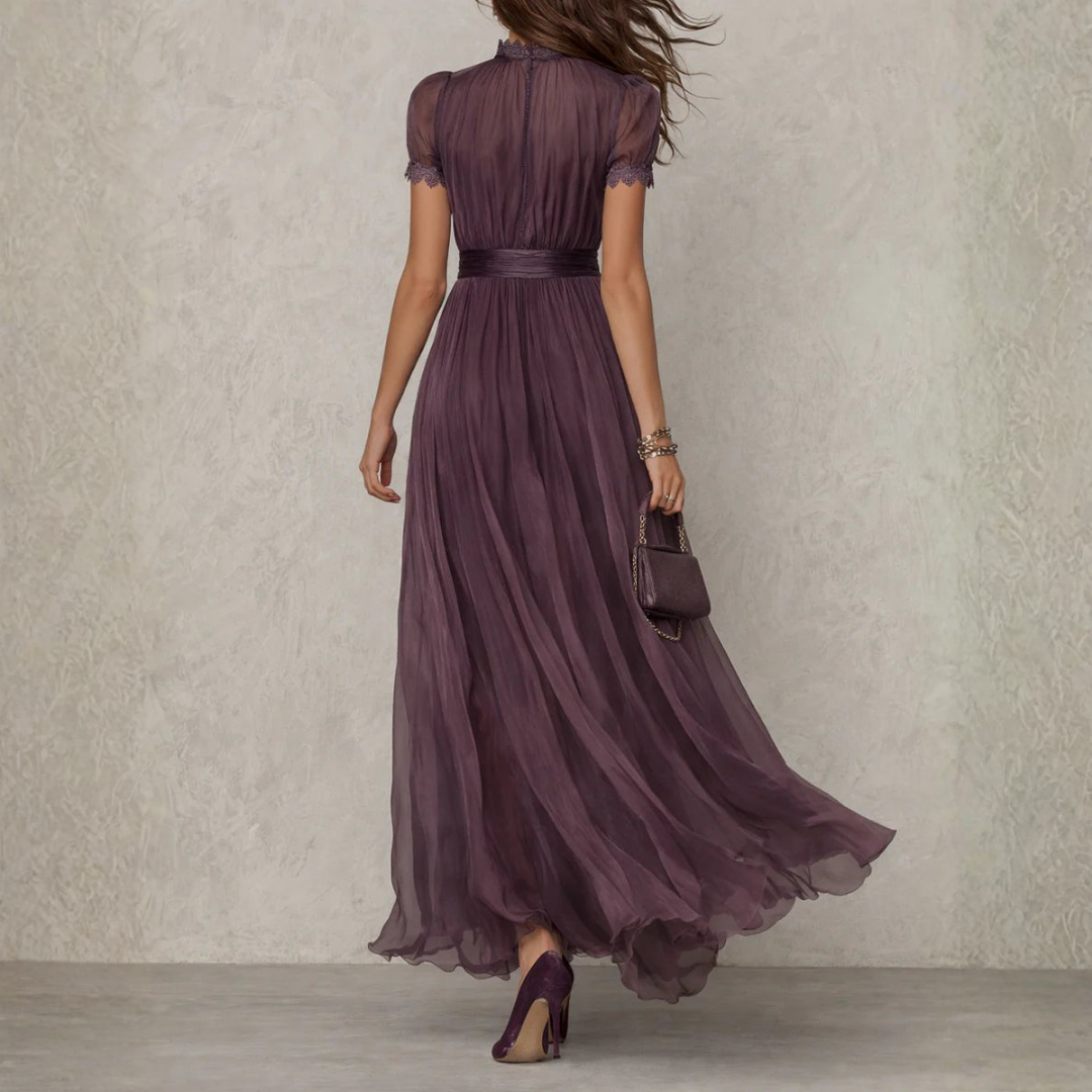 Yolanda | Graceful Maxi Dress with Flowing Design