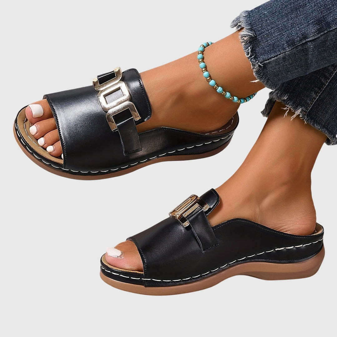 Kathryn - Cozy Buckle Sandals