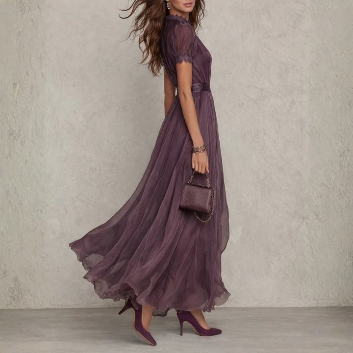 Yolanda | Graceful Maxi Dress with Flowing Design