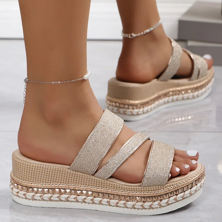 Sabela - Chic Gold Wedge Sandals
