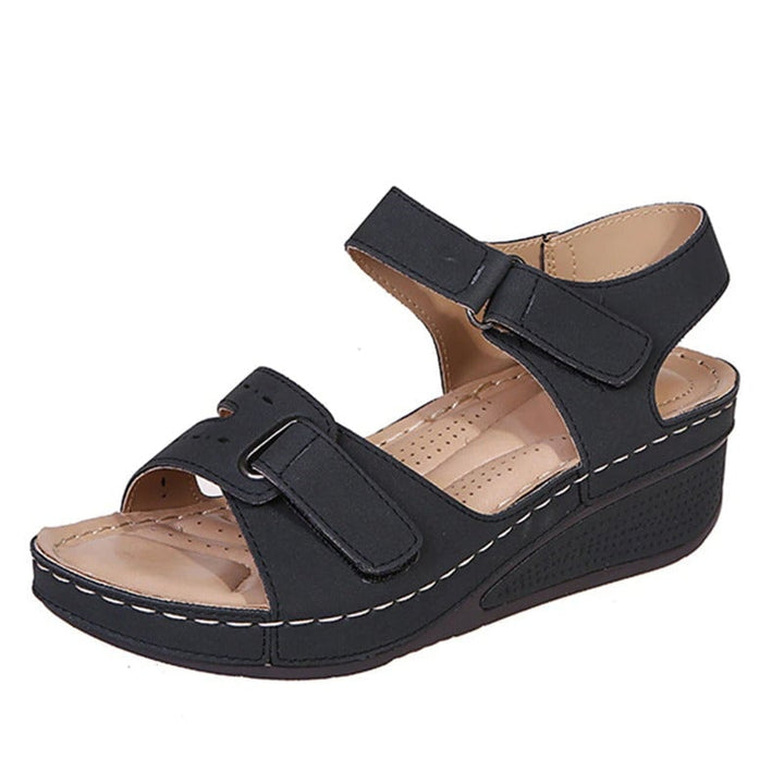Helene Women's Relaxed Fit Sandals
