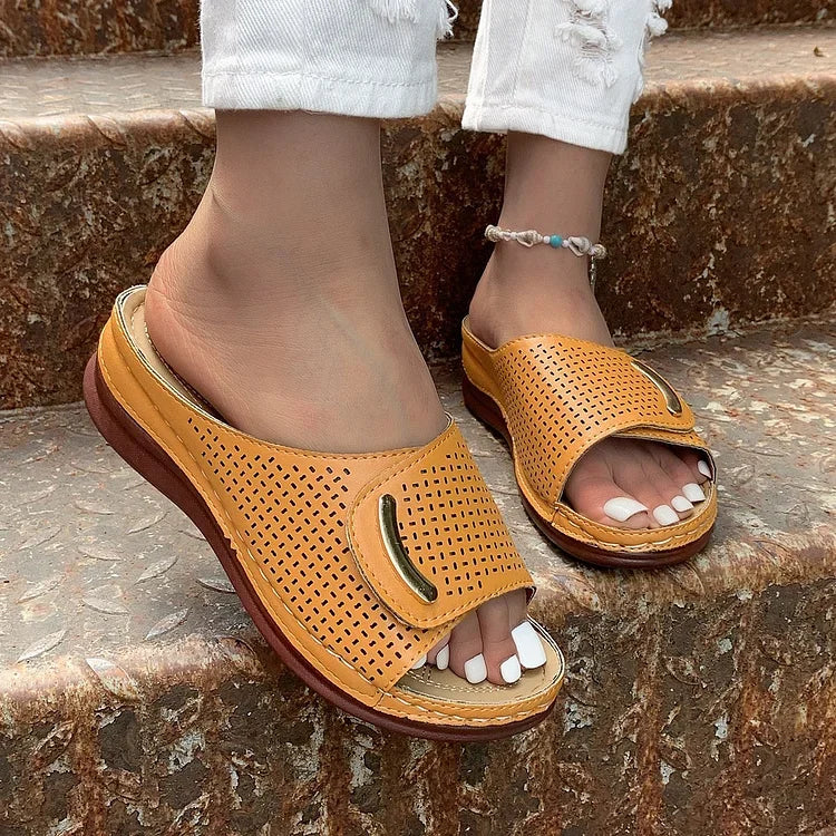 Joanna – Timeless Urban Sandals