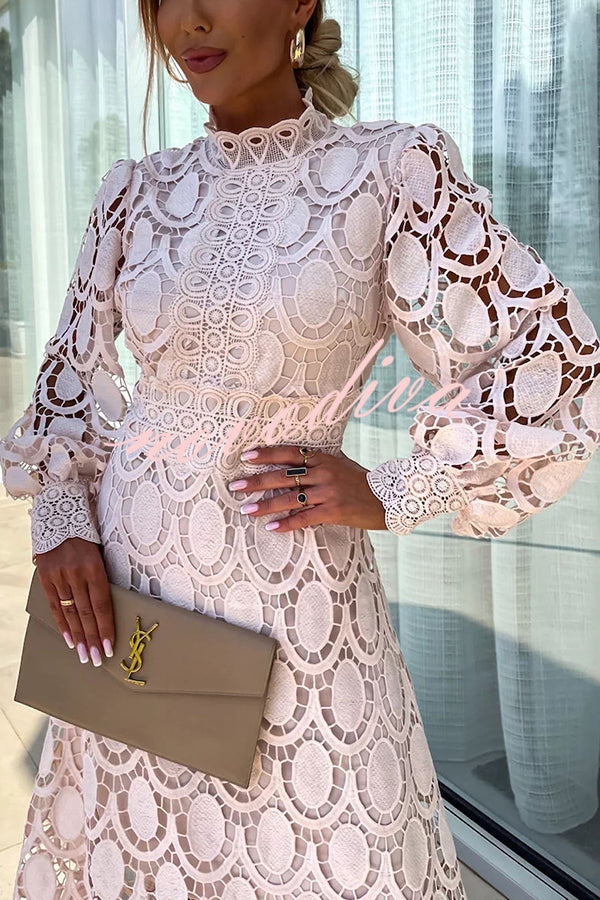 Noor | Enchanting Lace Evening Dress