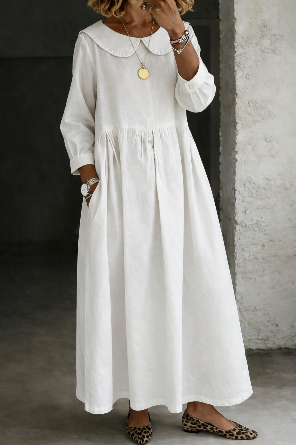 Clara | Denim Dress Featuring a Charming Peter Pan Collar
