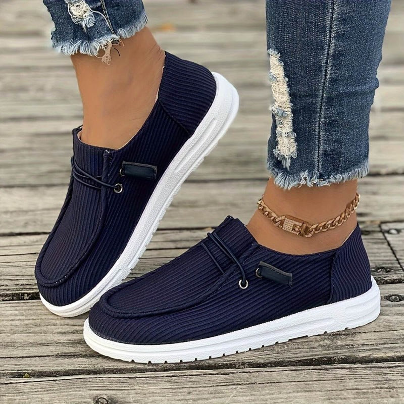 Alice Comfortable Loafer in Canvas