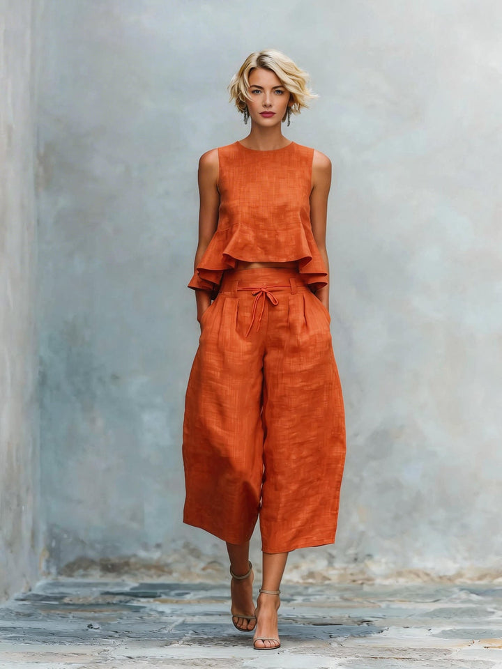 Women's two-piece outfit with ruffled hem