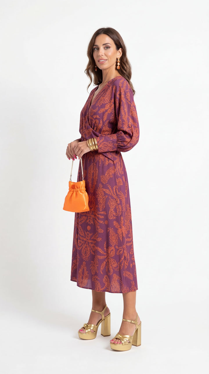 Isadora™ – Chic Midi Dress Featuring a Classic Charm Print