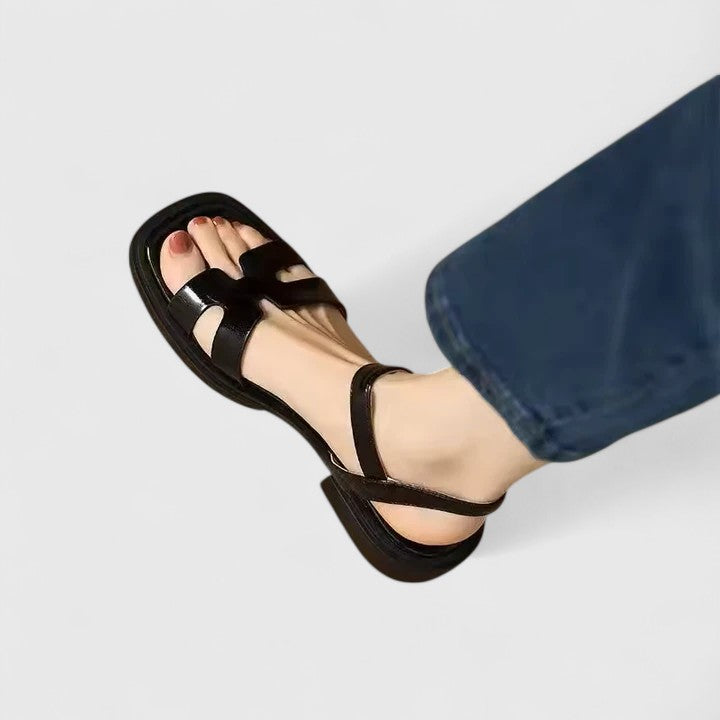 Vera - Chic Flat Sandals