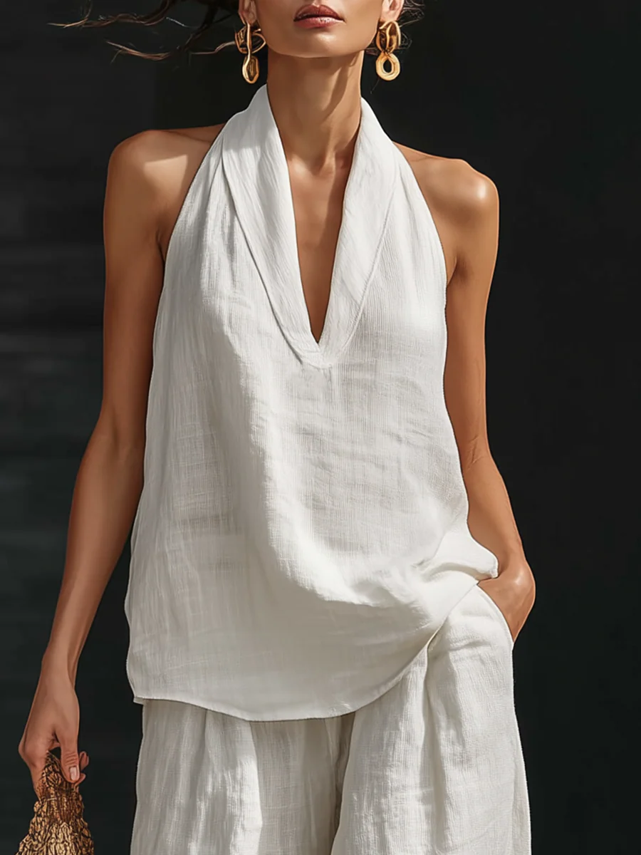 Carlotta — Chic Sleeveless Ensemble with Flared Trousers