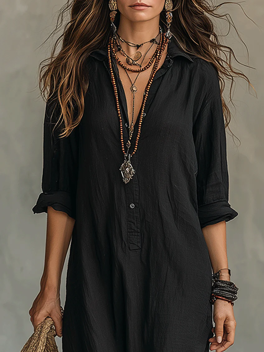 Soline | Relaxed V-Neck Maxi Dress with Button Details