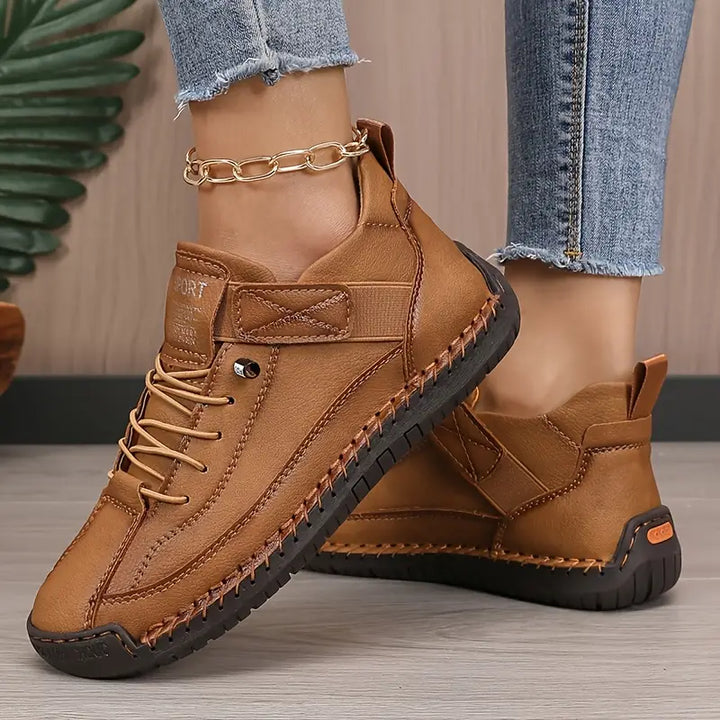 Mia – Comfort-Focused Orthopedic Footwear