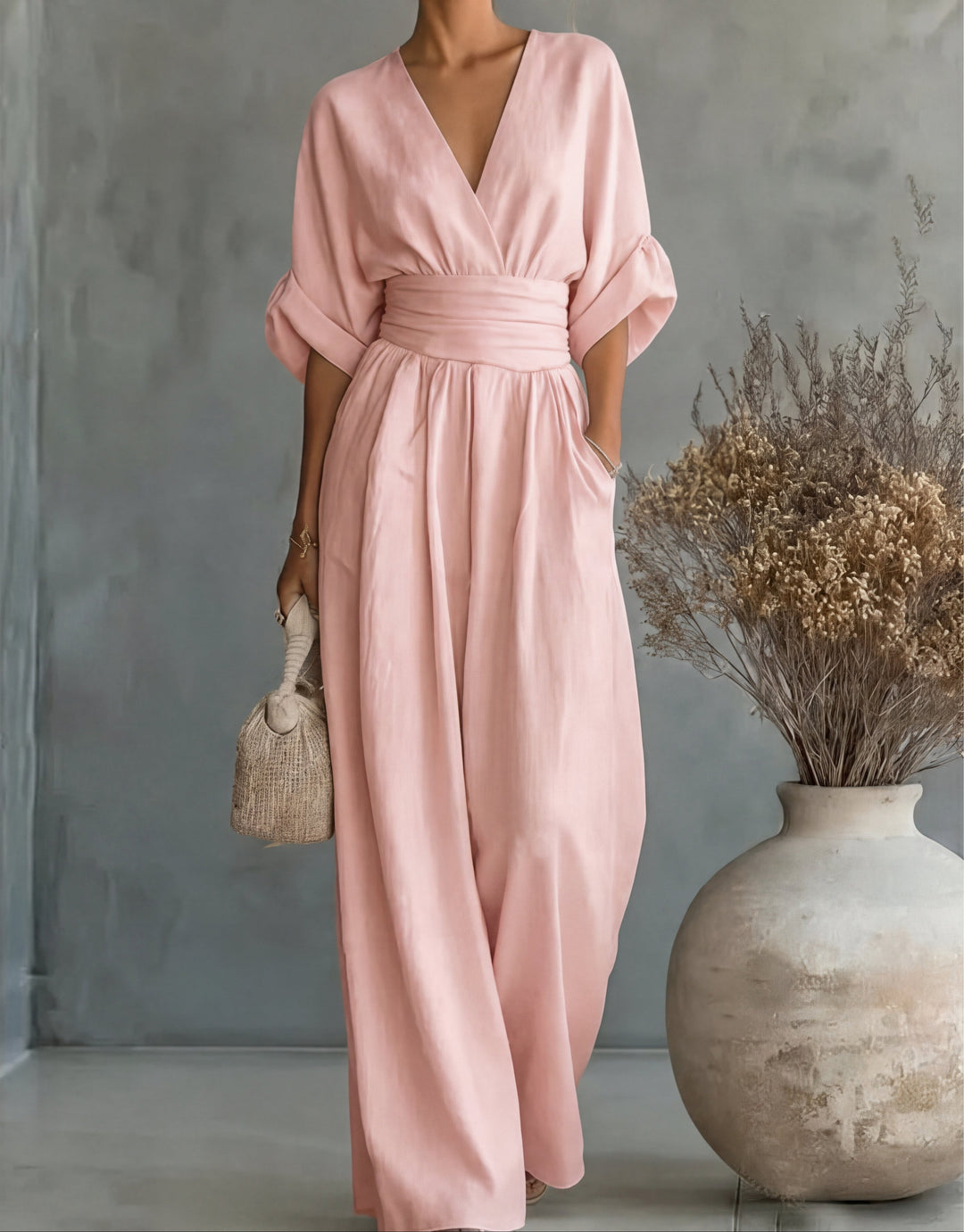 Daniela - Chic V-Neck Wide-Leg Jumpsuit