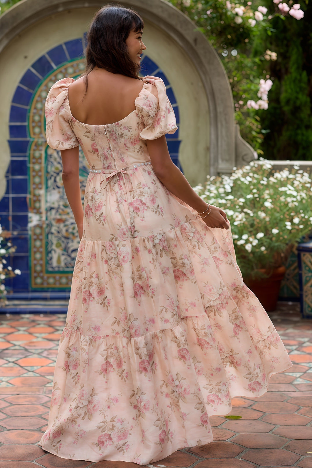 Layla | Graceful and Flowing Gown