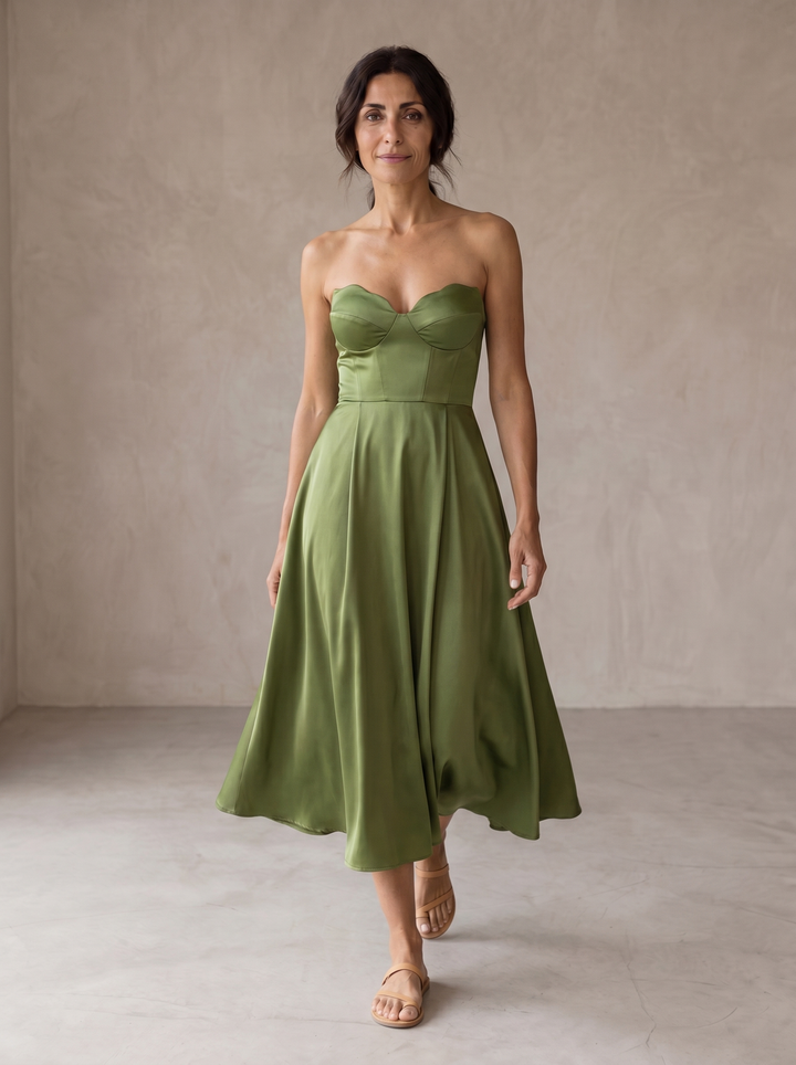 Liora | Chic Strapless Midi Dress