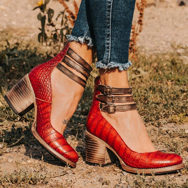 Clara | Timeless Vintage Heels