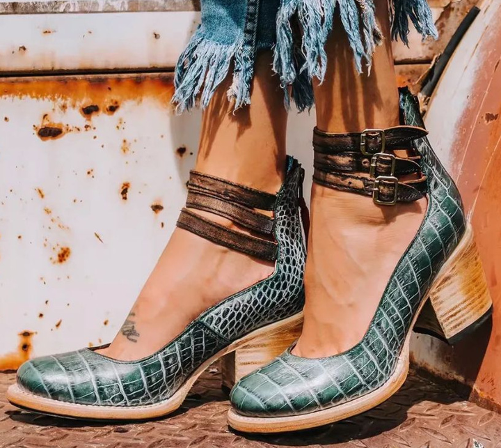 Clara | Timeless Vintage Heels