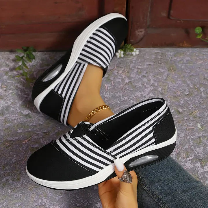 Dalia - Cozy Orthopedic Footwear
