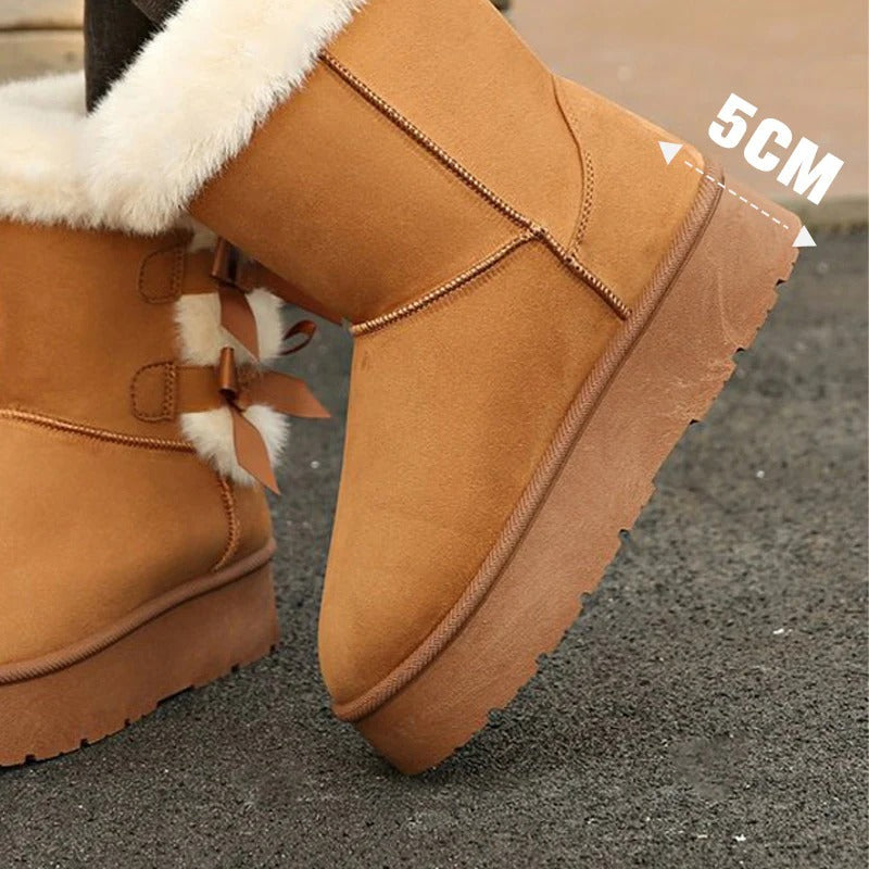 Lía - Cozy Snow Boots with Bow Detail and Insulated Lining