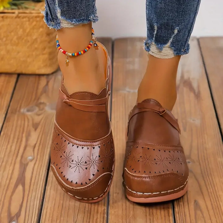 Amelia - Artisan-Designed Comfortable Clogs