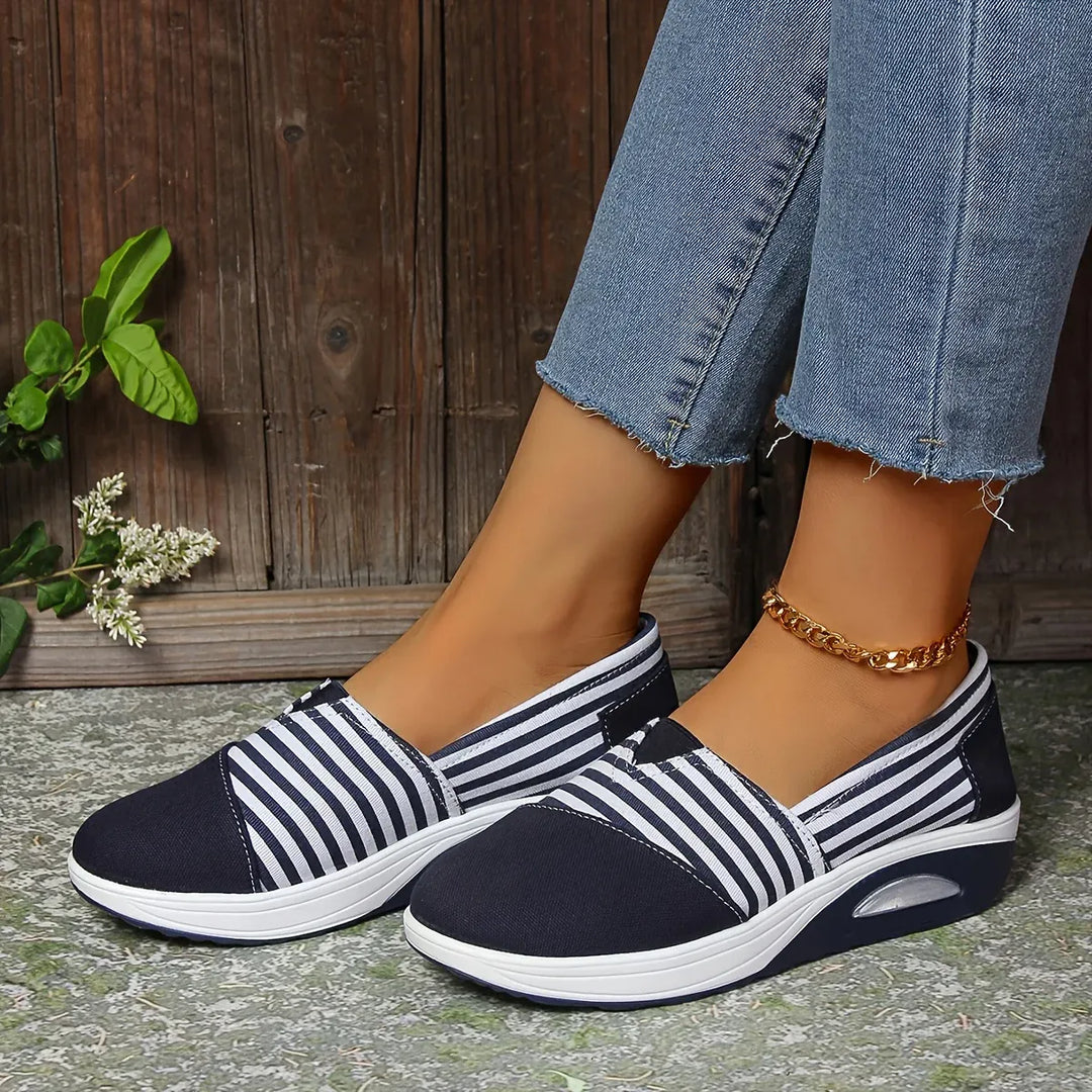 Dalia - Cozy Orthopedic Footwear